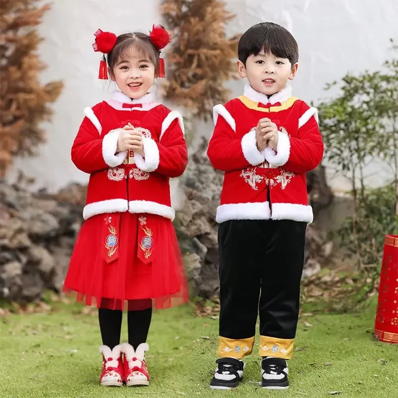 Traditionele kleding voor kind - Winter Clothing Youtube recensie en prijs